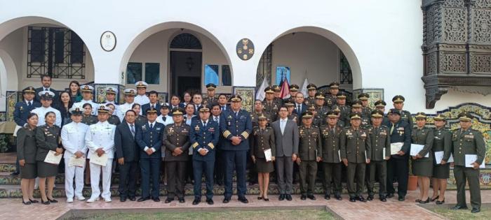 𝗖𝗹𝗮𝘂𝘀𝘂𝗿𝗮 𝗱𝗲𝗹 𝗫𝗩 𝗣𝗿𝗼𝗴𝗿𝗮𝗺𝗮 𝗔𝘃𝗮𝗻𝘇𝗮𝗱𝗼 𝗲𝗻 𝗗𝗜𝗛 𝘆 𝗗𝗜𝗗𝗛